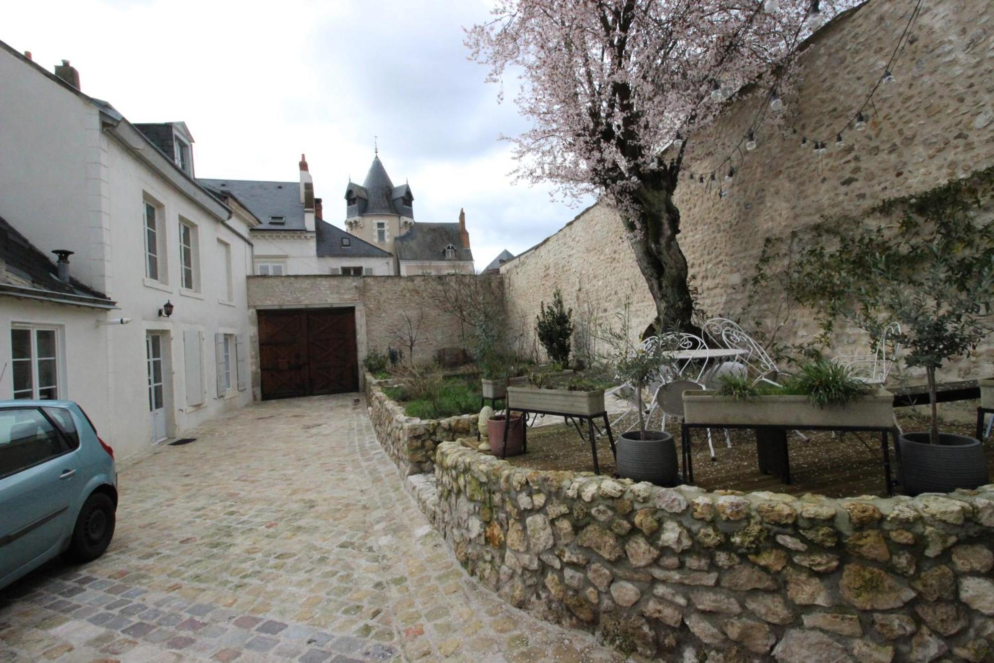 Domaine De Charme Au Coeur D'Orleans Classe 3 Etoiles - Bords De Loire - 21 Couchages Avec Parkings Prives Kültér fotó